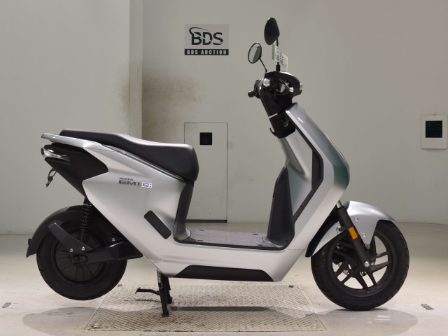 Honda EM1E: 2023