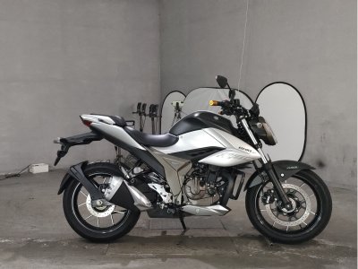 Suzuki GIXXER250