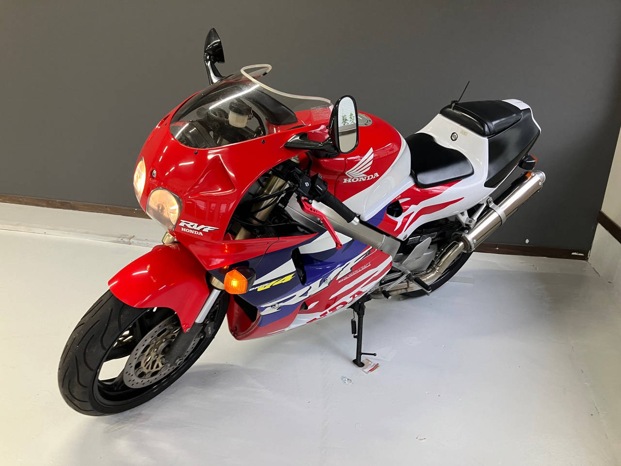 Honda RVF400 1995