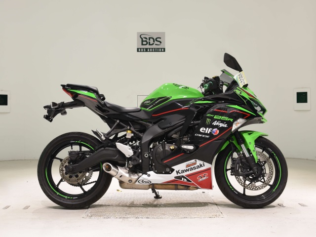 Kawasaki NINJA ZX-25R KRT 2022