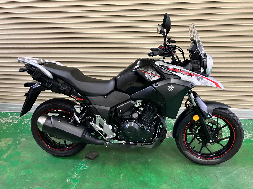 Suzuki GSR250