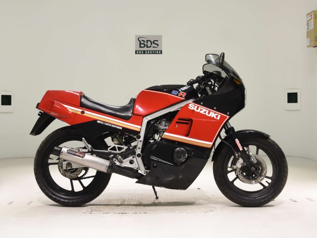 Suzuki GSX-R400 1984