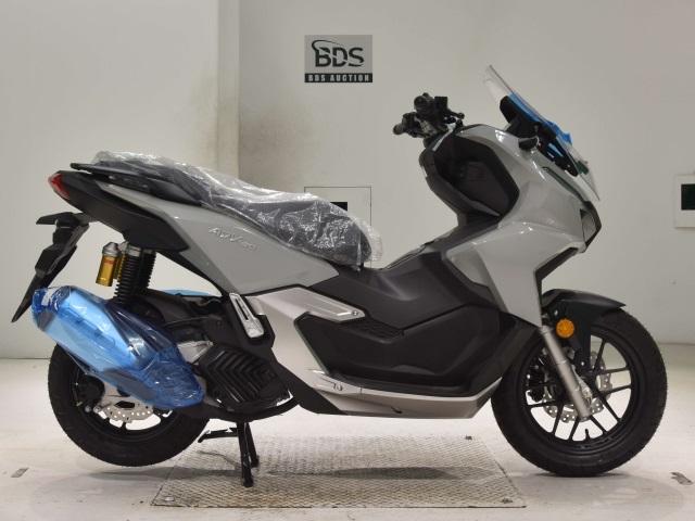 Honda ADV 160 2025