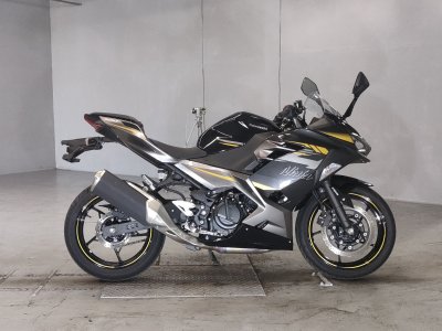 Kawasaki NINJA400 2021