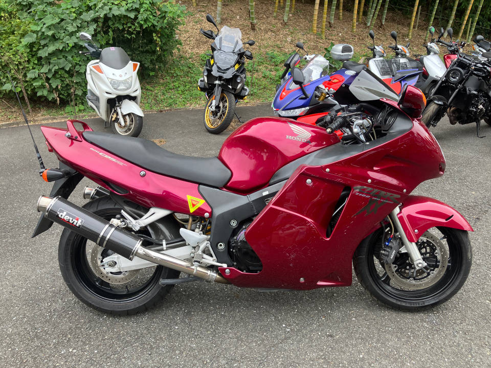 Honda CBR1100XX BLACKBIRD 1997