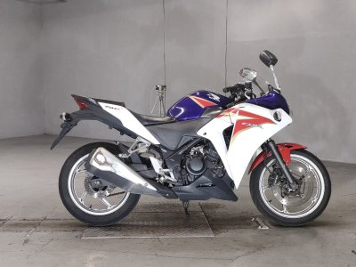 Honda CBR250R 2012