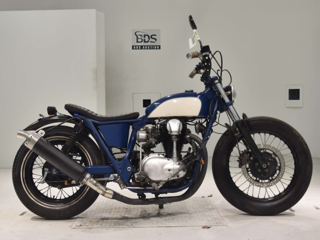 Kawasaki W650 1999
