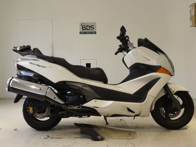 Honda SILVERWING400 2011