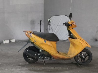 Suzuki ADDRESS V50