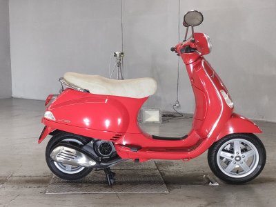 Vespa LX125