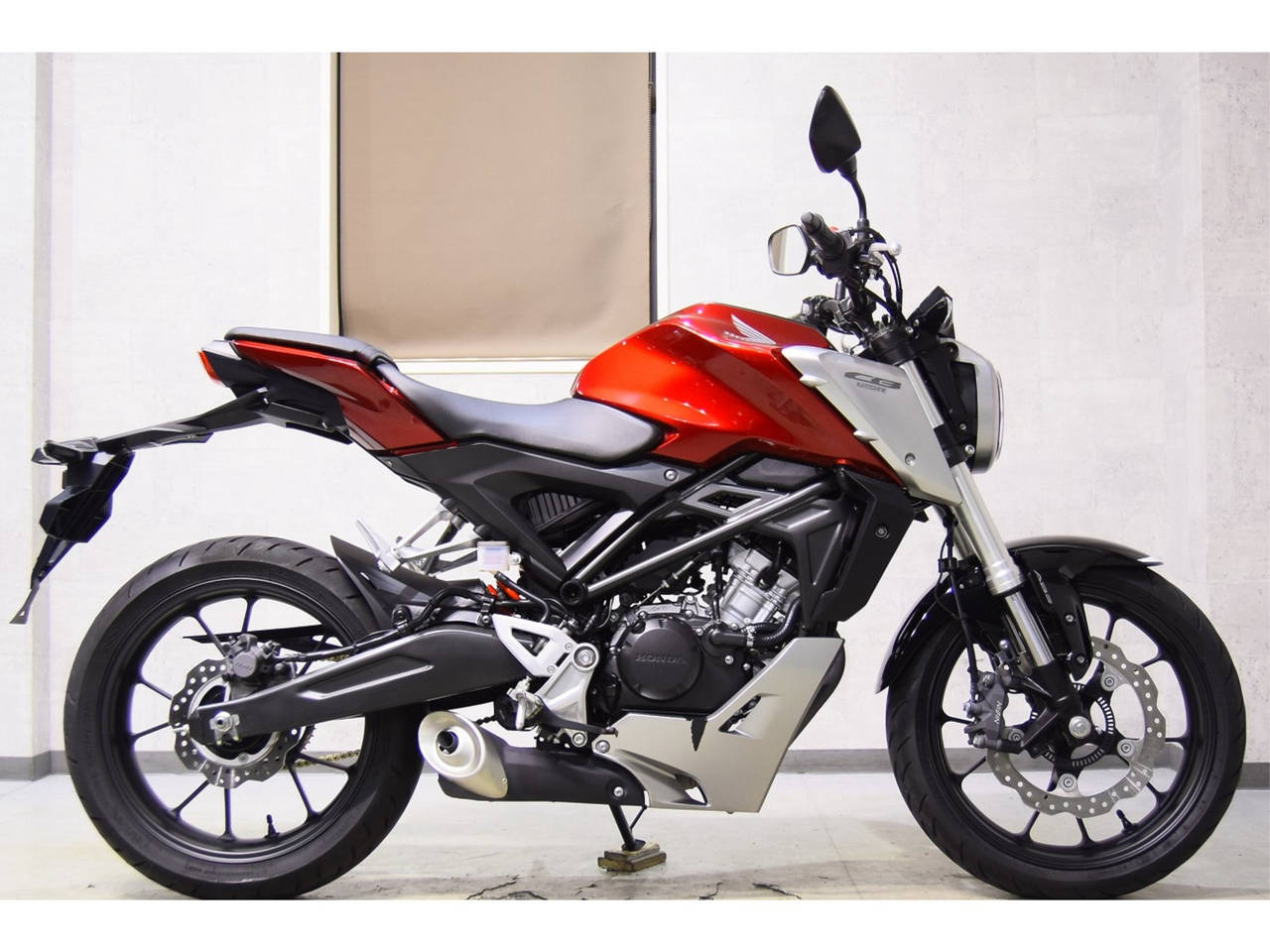 Honda CB125R 2018