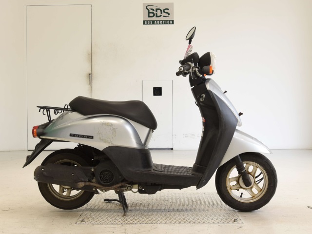 Honda TODAY 2012