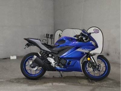 Yamaha YZF-R25 2021