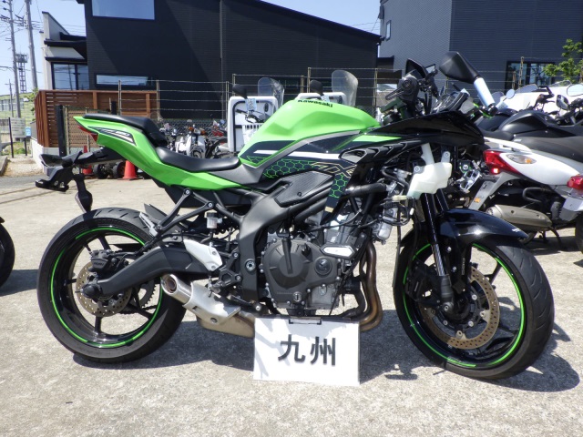 Kawasaki NINJA ZX-25R 2021