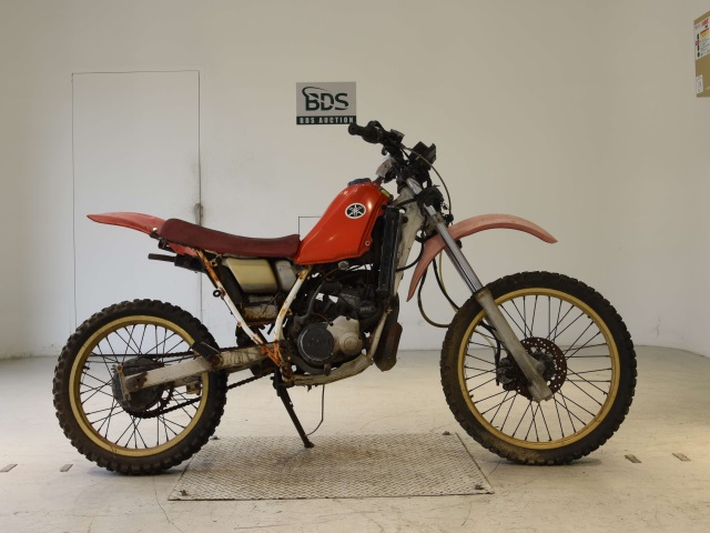 Yamaha DT200R