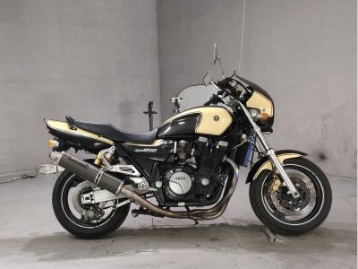 Yamaha XJR1200 1996