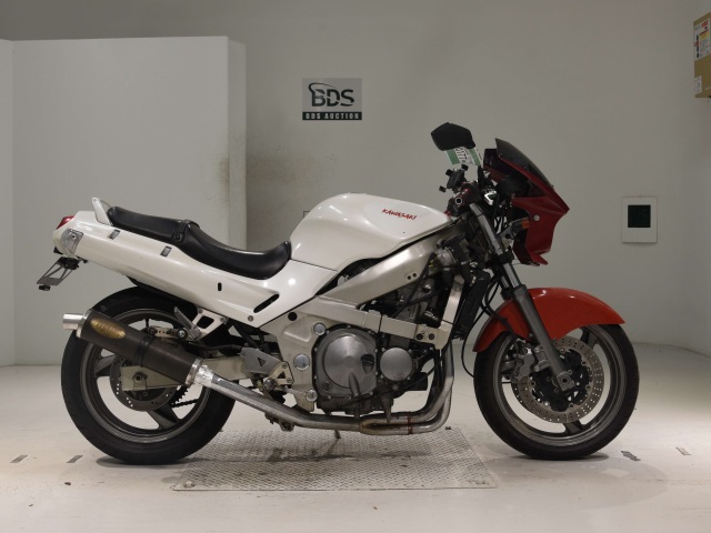 Kawasaki ZZ-R400 1997