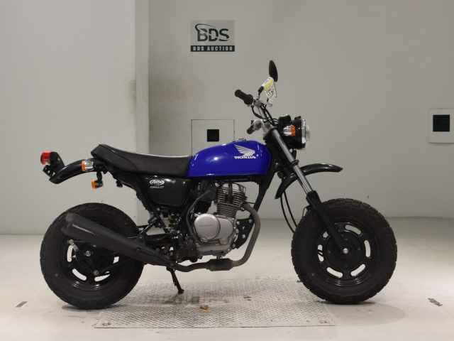Honda APE50 2009