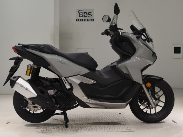 Honda ADV 160 2025