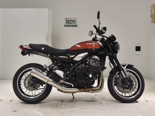Kawasaki Z900RS 2018