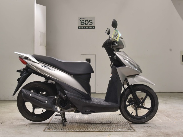 Suzuki ADDRESS V110