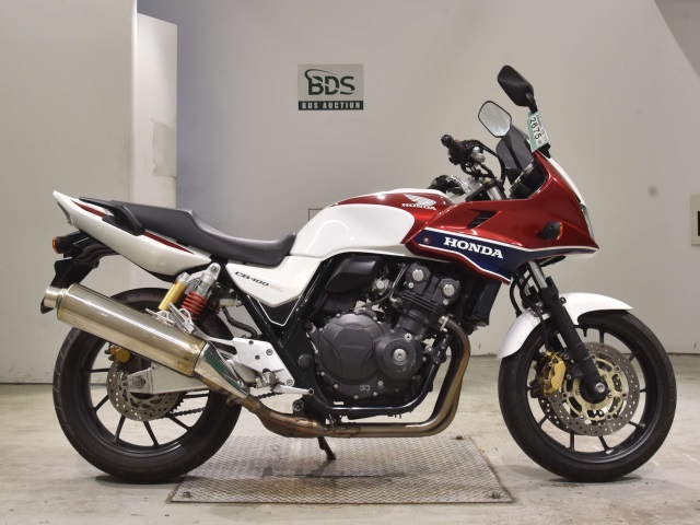 Honda CB400SF BOLDOR 2015