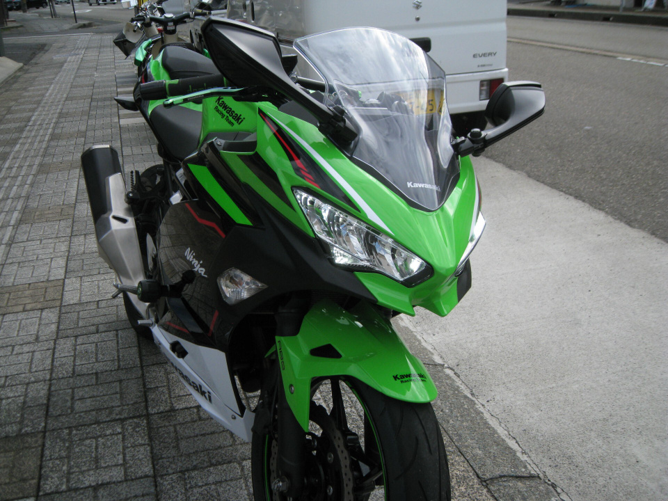 Kawasaki NINJA400KRT 2022