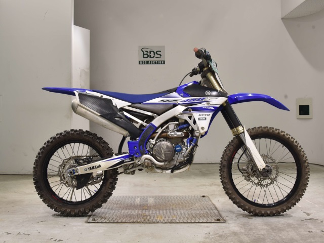 Yamaha YZ450F 2016