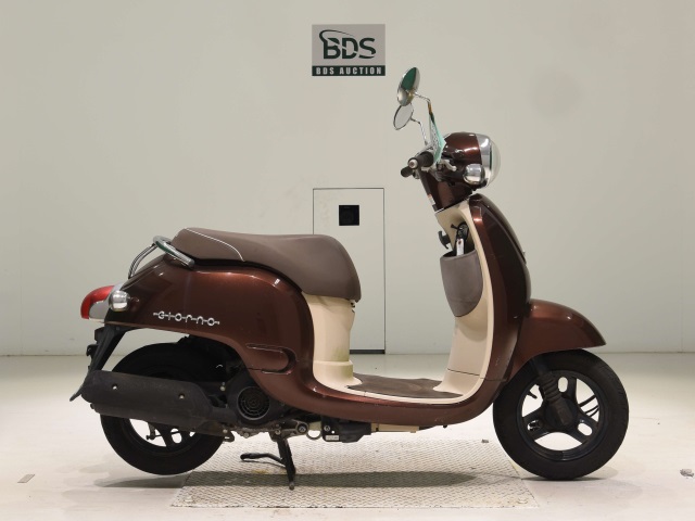 Honda GIORNO 2011