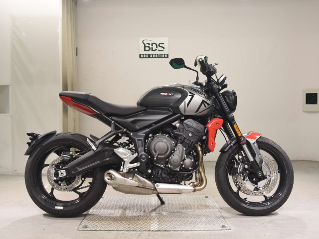 Triumph TRIDENT660 2024
