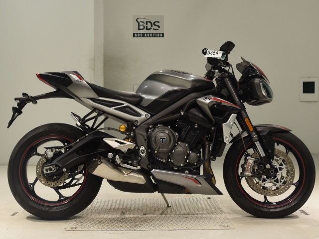 Triumph STREET TRIPLE R 2021