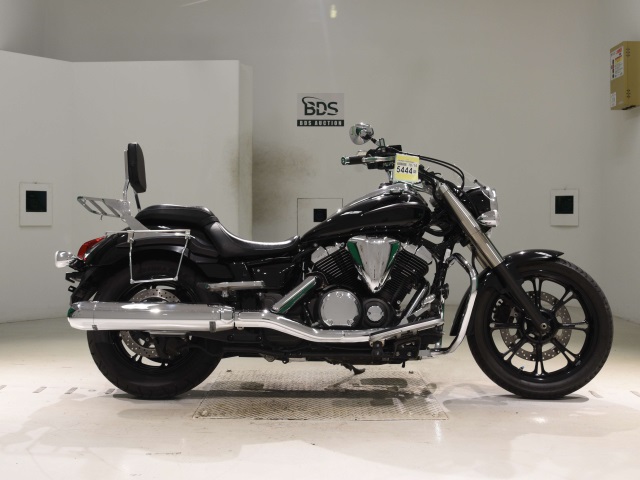 Yamaha MIDNIGHTSTAR XVS950 2011