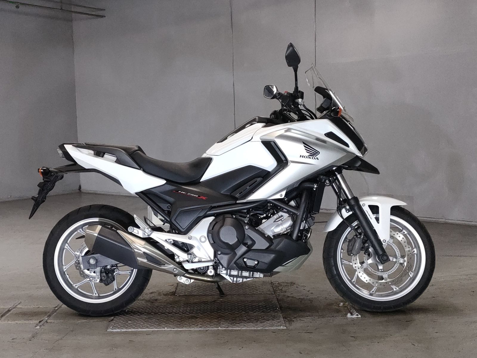 Honda NC750XD 2016