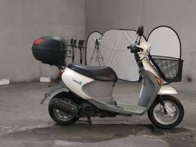 Suzuki LETS4