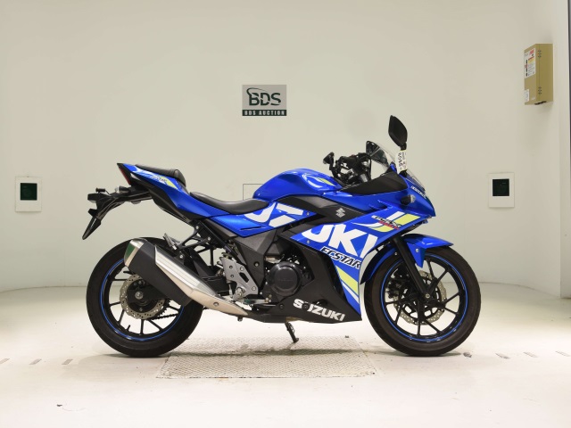 Suzuki GSX250R