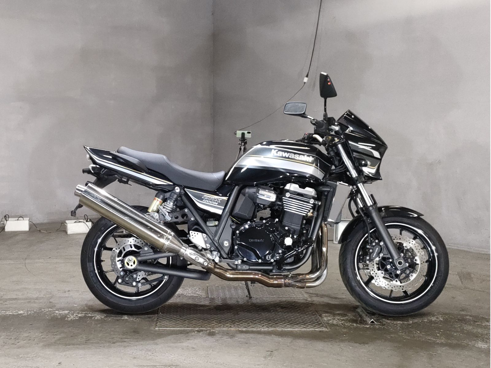 Kawasaki ZRX1200 2012