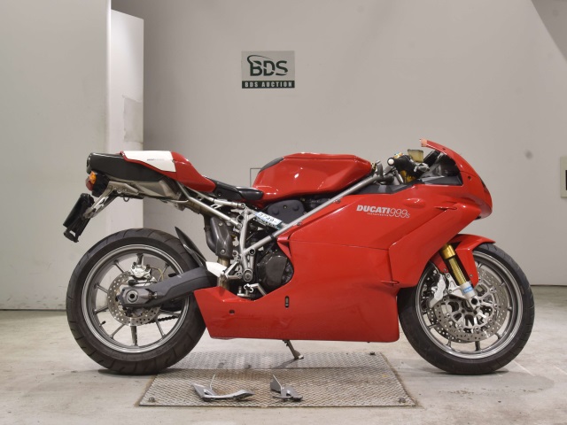 Ducati 999 2004