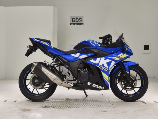 Suzuki GSX250R