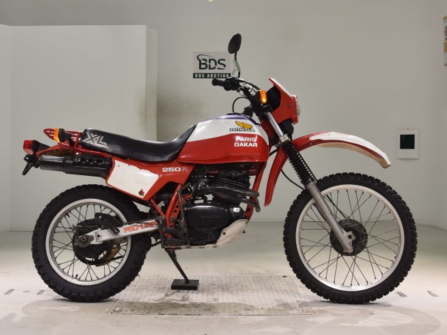 Honda XL250R PARIS-DAKAR 1982