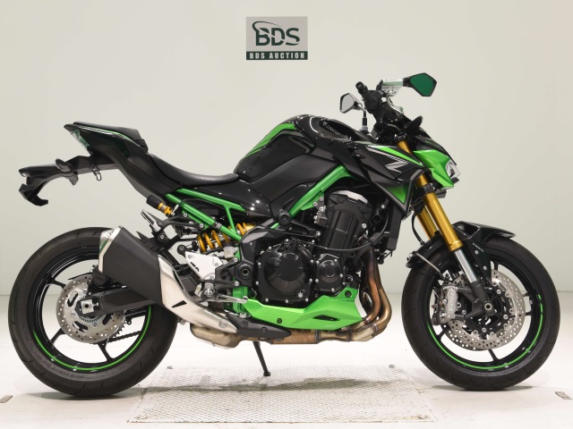 Kawasaki Z900-2SE 2022
