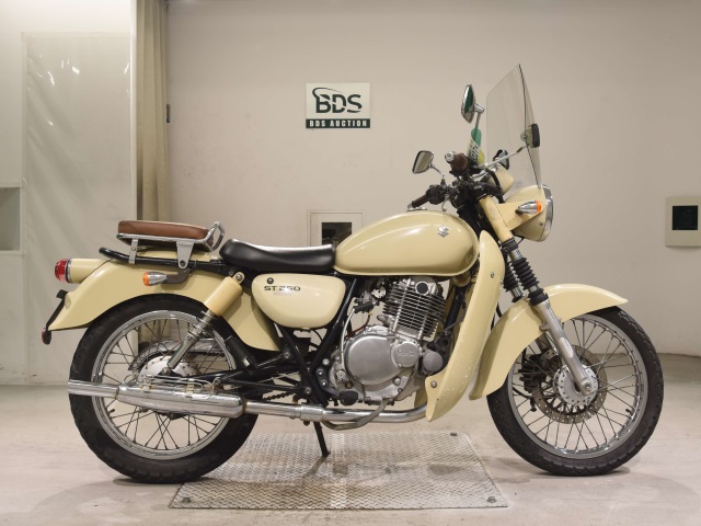 Suzuki ST250E 2004