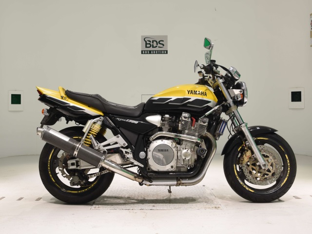 Yamaha XJR1300 1999