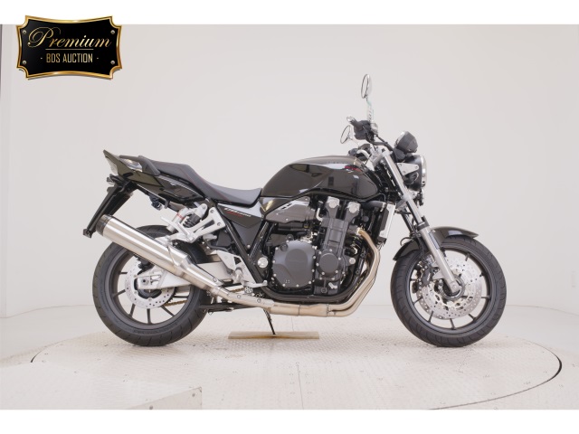 Honda CB1300SF 2025