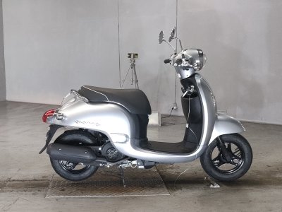 Honda GIORNO 2011