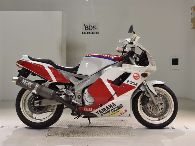 Yamaha FZR1000 1991