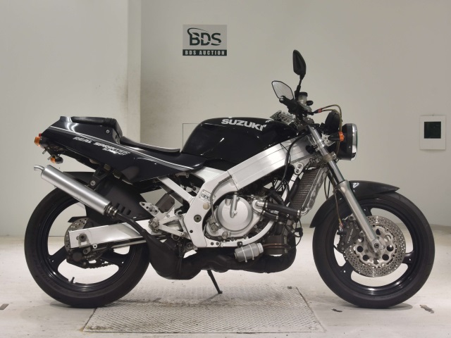 Suzuki RGV250