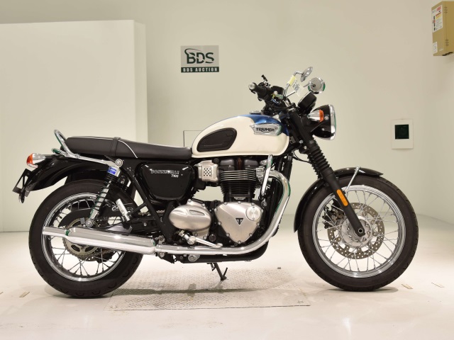 Triumph BONNEVILLE T100 2017