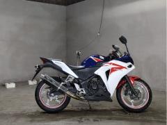 Honda CBR250R 2011