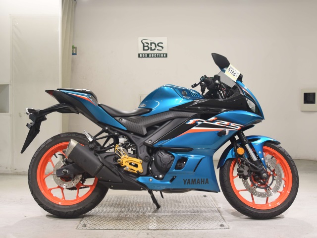 Yamaha YZF-R25 2021