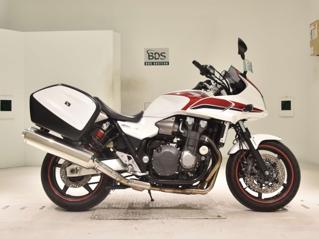 Honda CB1300SF ST 2010